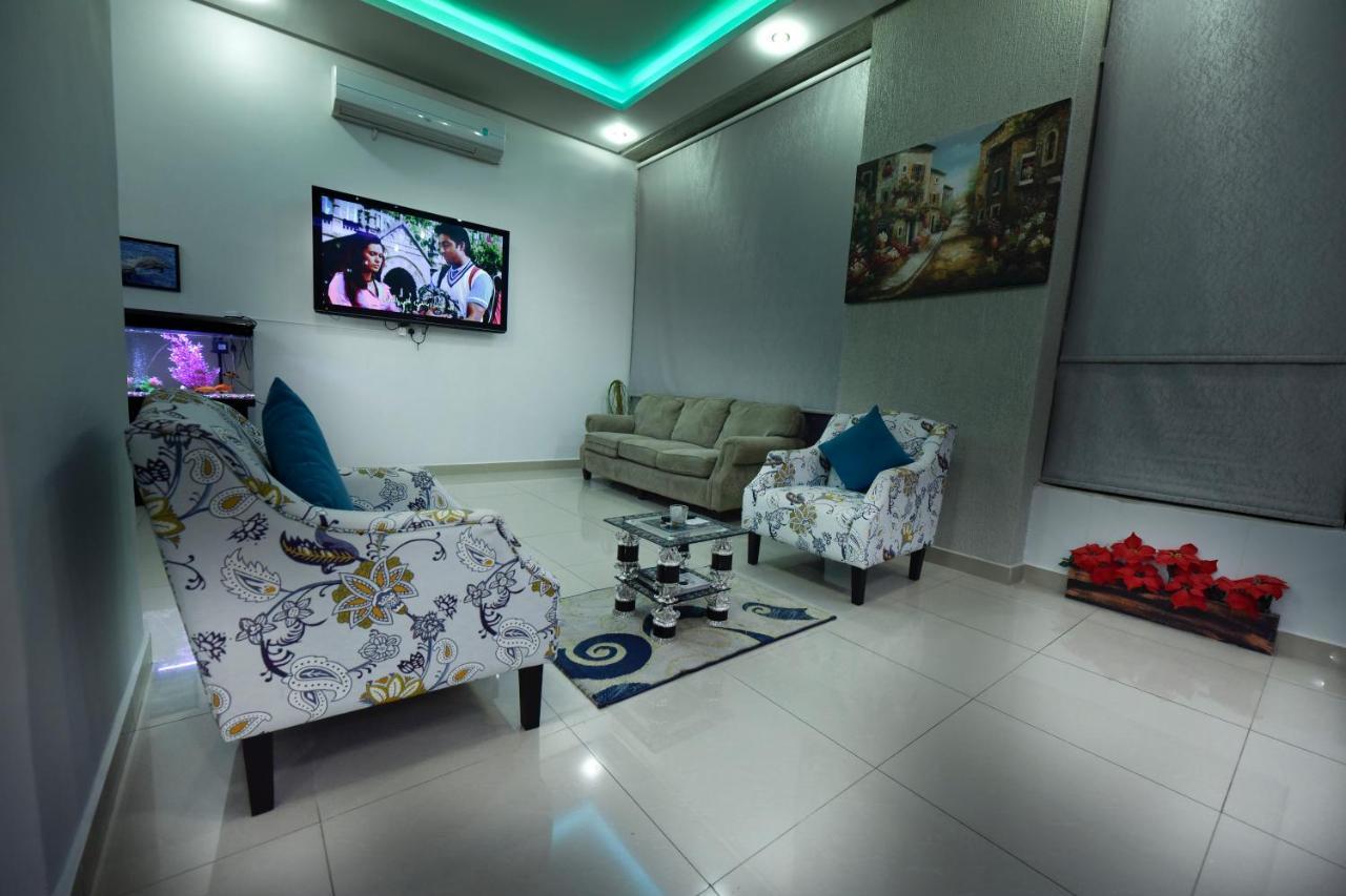 Heidelberg Apartment Kuwait City Exterior foto